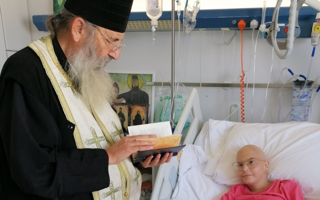 Συγκινεί ο πατέρας της Άννας Σιάλαρου: Η σχέση της με τον  Άγιο Εφραίμ - «Ήταν για πέντε χρόνια, ο κρυφός εραστής της»
