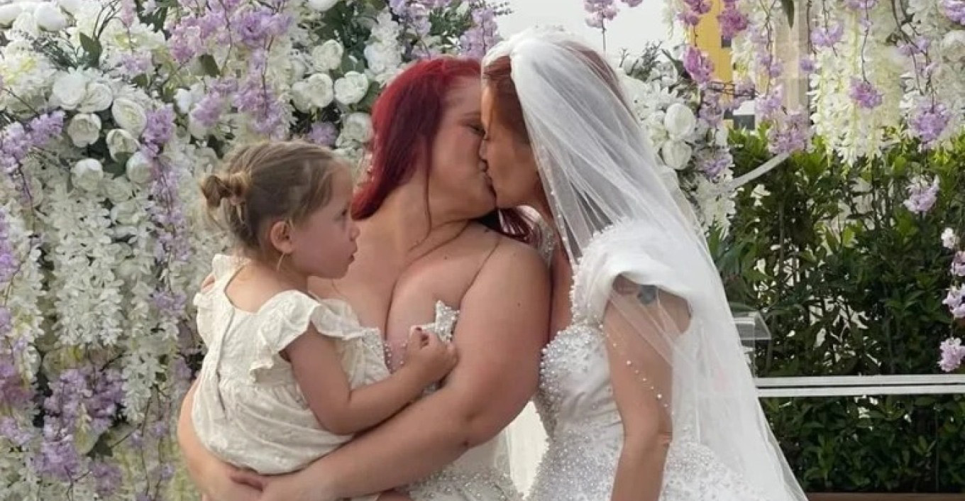 Αλβανία: Γεγονός ο πρώτος γάμος ομόφυλου ζευγαριού - Παντρεύτηκαν δύο γυναίκες, βίντεο και φωτογραφίες