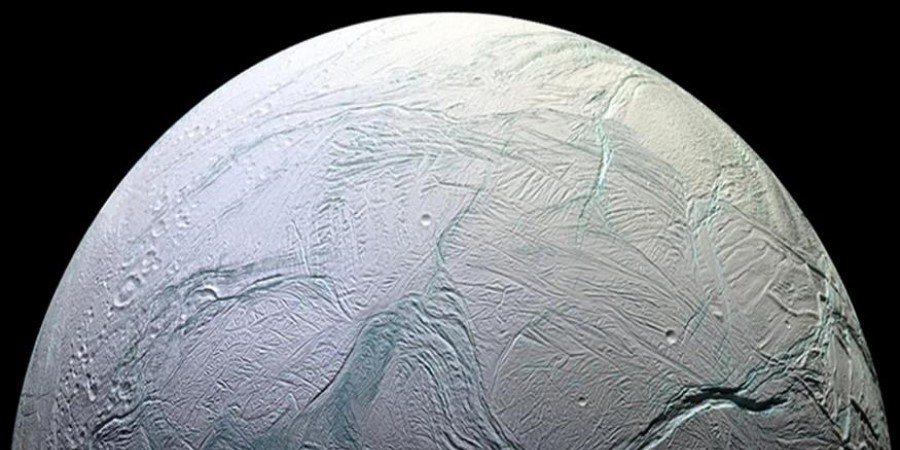 Εξωγήινη ζωή στον Εγκέλαδο: Ερευνητές ετοιμάζονται για τη σπουδαιότερη ανακάλυψη στο φεγγάρι του Κρόνου