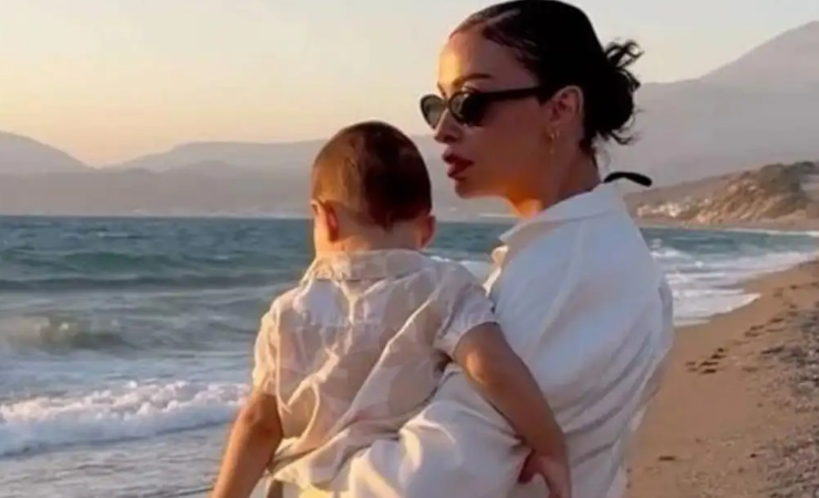 Ελένη Φουρέιρα: Η εξομολόγηση για τον γιο της – «Για πολύ καιρό έλεγε μόνο μπαμπά, σκεφτόμουν ότι κάτι έχω κάνει λάθος»