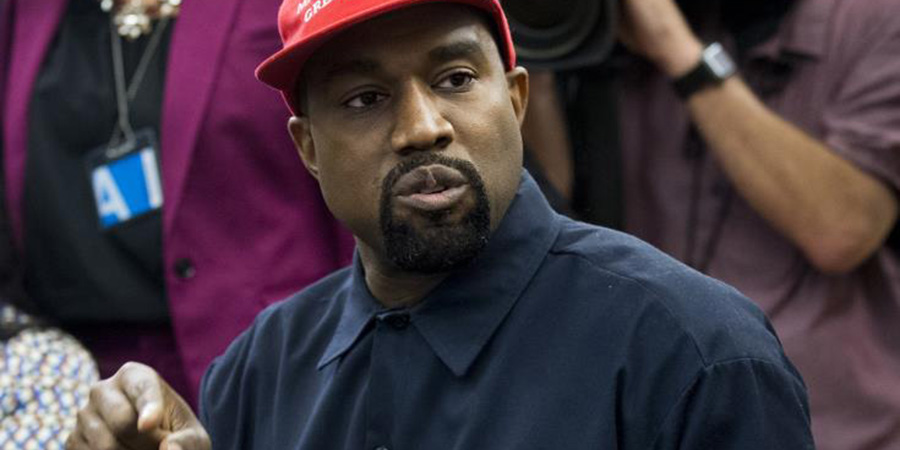 O Kanye West θα καλύψει το κόστος των σπουδών της κόρης του Τζορτζ Φλόϊντ - Δωρεά στις οικογένειες Αφρομερικανών