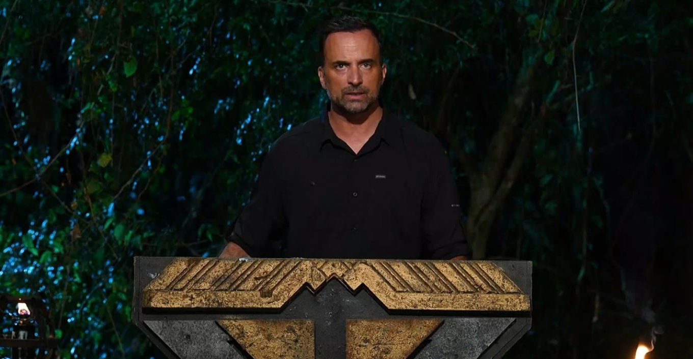 Ο Γιώργος Λιανός ανακοίνωσε το τέλος του Survivor στο συμβούλιο του νησιού - To έπαθλο των 250.000 ευρώ πηγαίνει στον Σταύρο Φλώρο