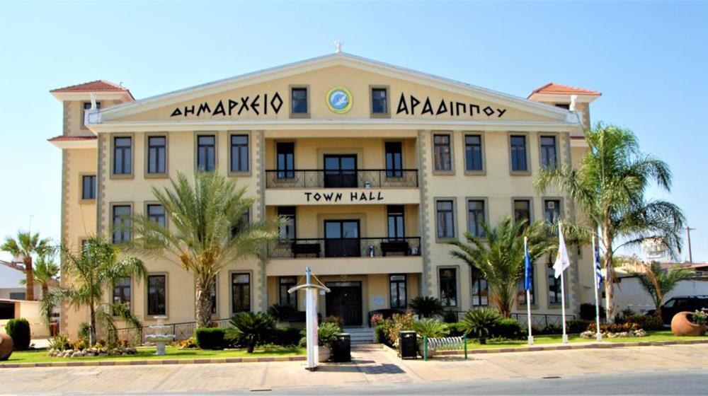 Έκτακτη συνεδρία στην Αραδίππου για τον αφθώδη πυρετό