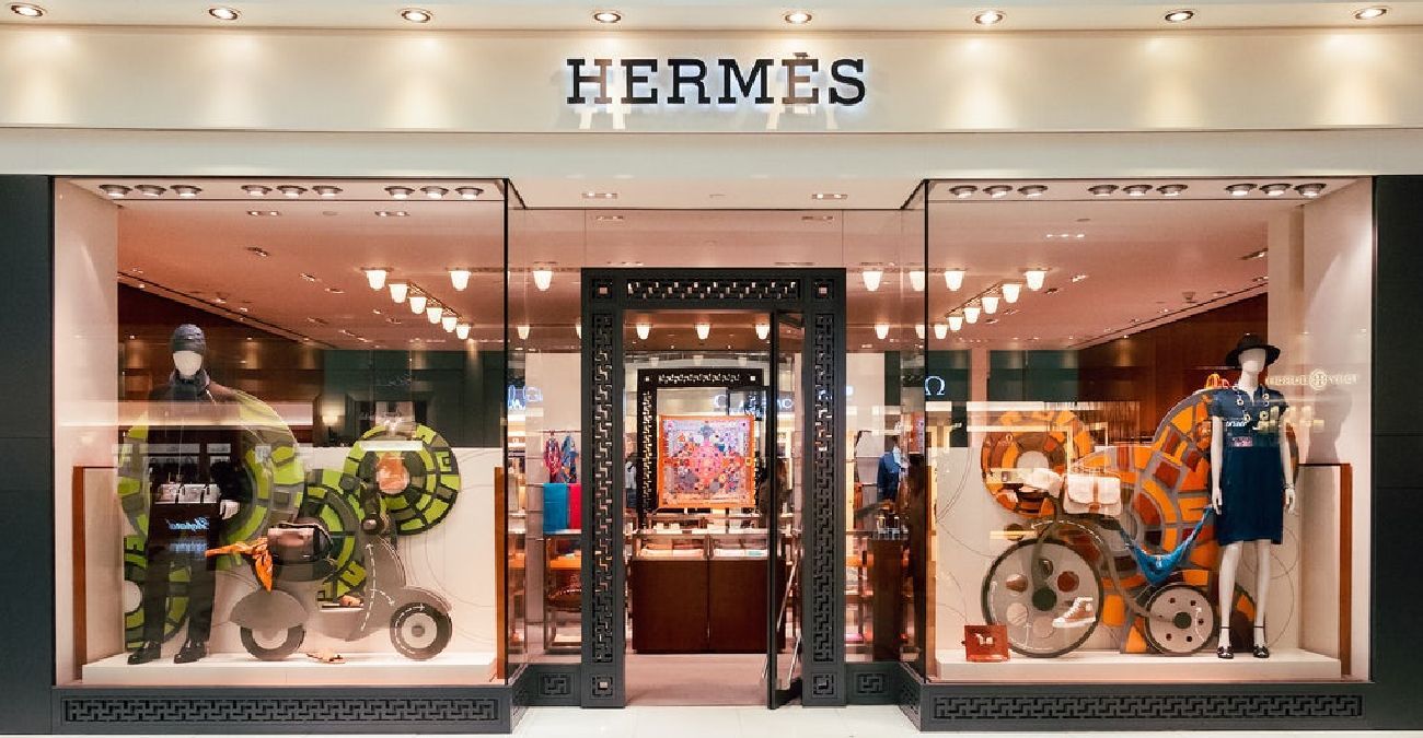 Η δυναστεία της Hermès: Πώς η οικογένεια Ντουμάς έγινε μία από τις πλουσιότερες οικογένειες στον κόσμο - Το ποσό της περιουσίας τους