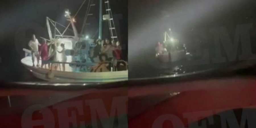 Φωτιά στην Εύβοια: Οι ήρωες της Αγίας Άννας - Βίντεο με τις δραματικές διασώσεις πολιτών από πλωτά μέσα