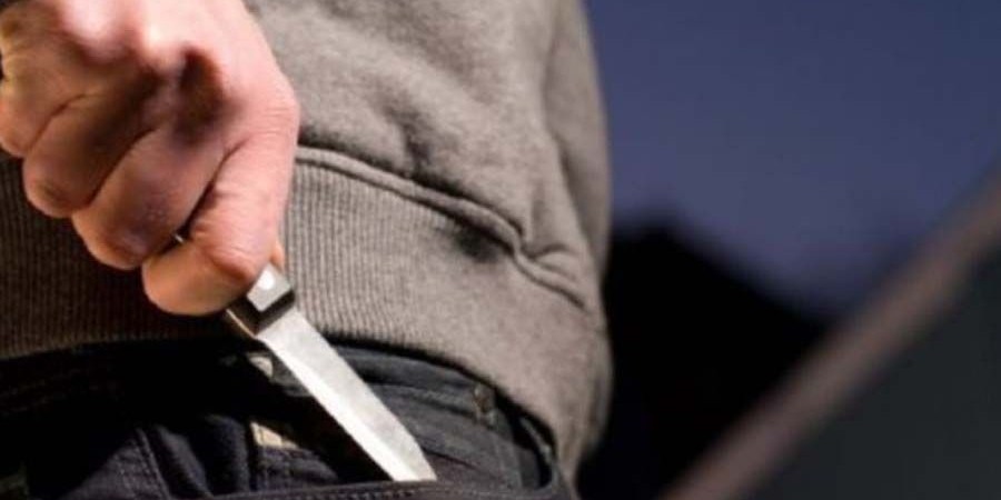 Μεθυσμένος με μαχαίρι στην κατοχή του αναστάτωσε τις Αρχές - Συνελήφθη 38χρονος 
