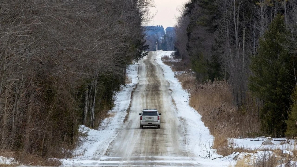 Video: Το μεγαλύτερο χερσαίο σύνορο στον πλανήτη: Γιατί είναι ένα από τα πιο παράξενα στον κόσμο