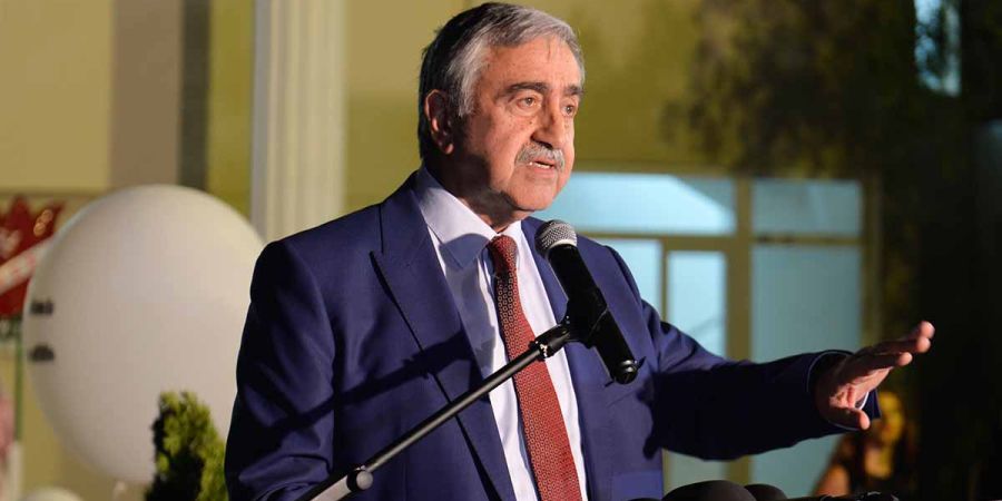 Ενημερώνει «υπουργικό συμβούλιο» και «βουλή» ο Ακιντζί για το Κυπριακό