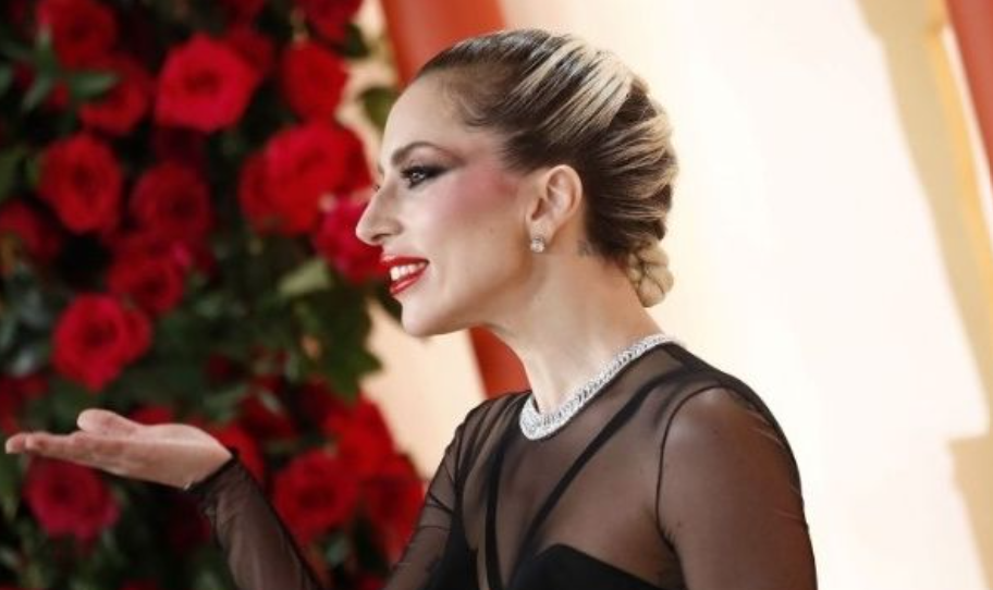 Η Lady Gaga έγινε μαμά μέσω παρένθετης - Το φύλο και το όνομα