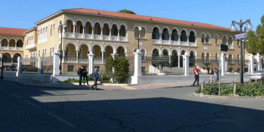 Αρχιεπισκοπή: Θέμα ανυπακοής για Ιερά Σύνοδο η προσφυγή Τυχικού στα πολιτικά δικαστήρια