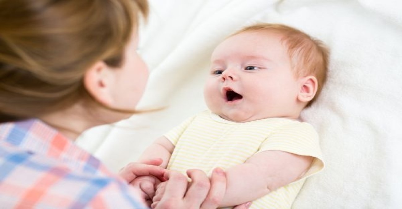 Μιλάτε «μωρουδίστικα» στα μωρά; Πώς αυτό αποκαλύπτει τον κίνδυνο αυτισμού