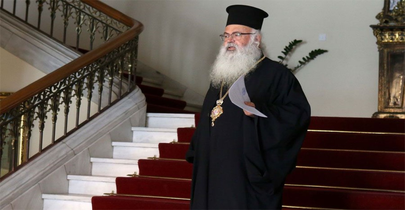 «OXI» από το Μέγαρο Μαξίμου στον Αρχιεπίσκοπο Κύπρου