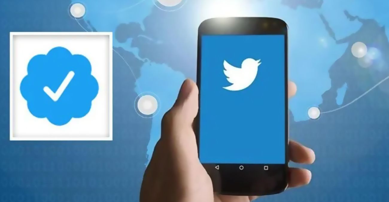 Αφαιρεί το Twitter τα παλιά «μπλε τικ» - Οι χρήστες μπορούν να κάνουν συνδρομή στο Twitter Blue - Πόσα κοστίζει