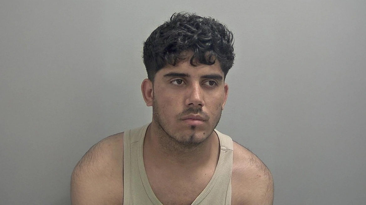 Αφγανός μετανάστης βίασε 12χρονο κορίτσι στη Βρετανία - Της επιτέθηκε την ώρα που έπαιζε στις κούνιες