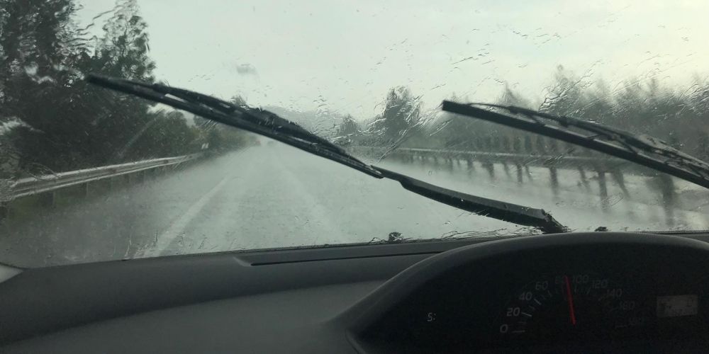ΛΕΜΕΣΟΣ: Οδηγοί προσοχή – Περιορισμένη ορατότητα λόγω βροχόπτωσης
