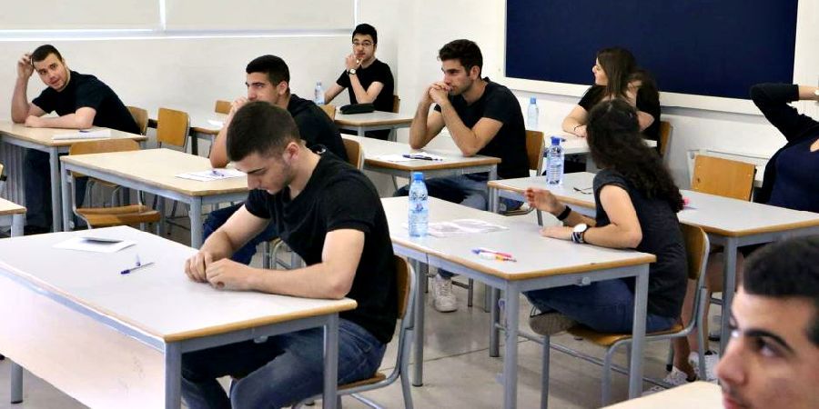 Τουλάχιστον μια ξένη γλώσσα μαθαίνει η πλειοψηφία των μαθητών σε Κύπρο - ΕΕ - Ποιες γλώσσες ακολουθούν συνήθως οι Κύπριοι