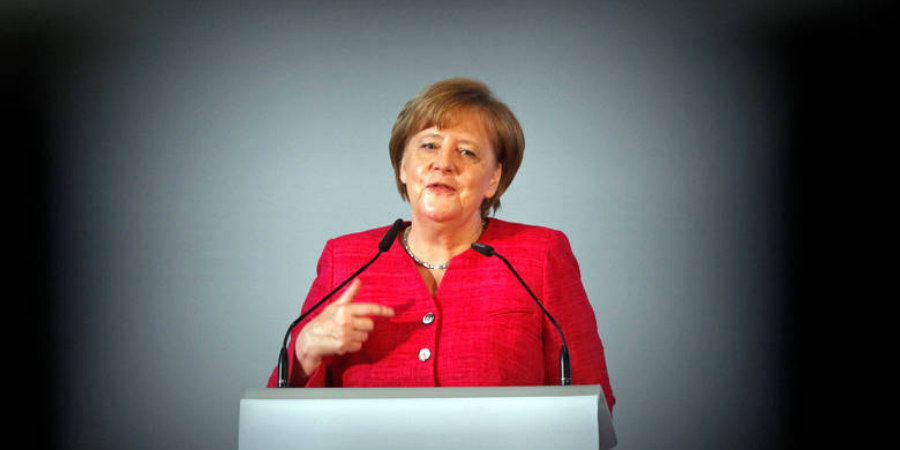 Έκτακτη Σύνοδο Κορυφής για το προσφυγικό θέλει η Μέρκελ