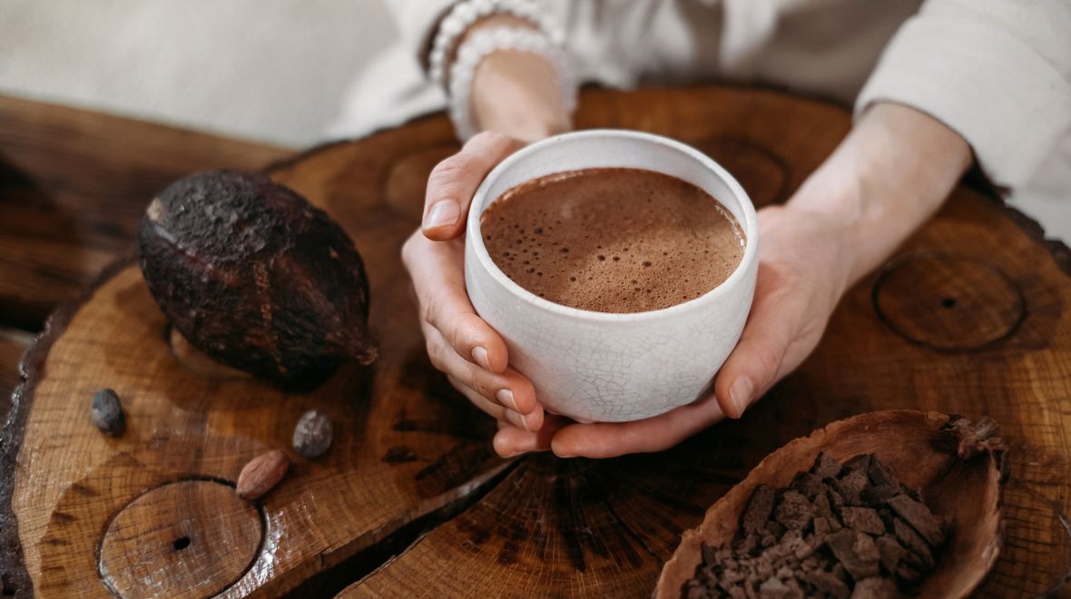 Ό,τι πρέπει για το κρύο και τις γιορτές - Πώς να φτιάξεις ζεστή σοκολάτα σαν επαγγελματίας