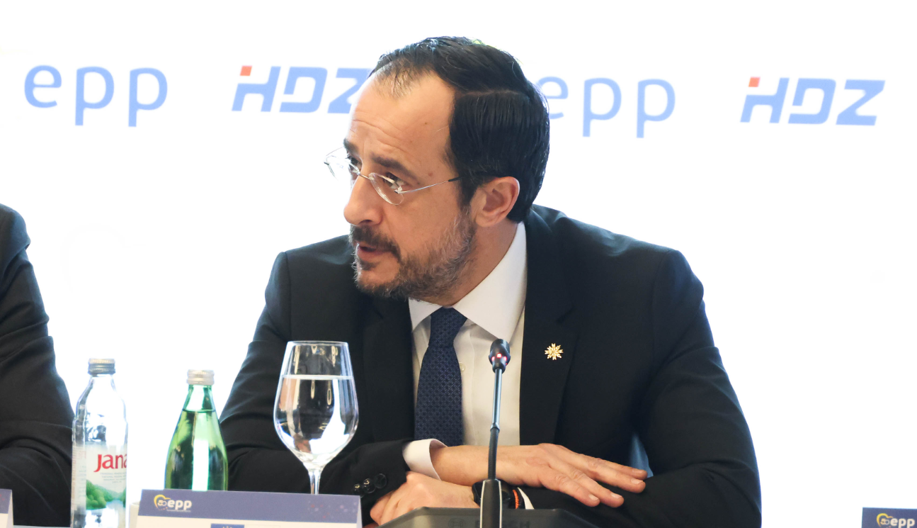 ΠτΔ: Ανέλυσε τις προτεραιότητες της Προεδρίας ΕΕ στο ΕΛΚ - «Πρωτοβουλίες στο πλαίσιο του Νέου Συμφώνου για τη Μεσόγειο»