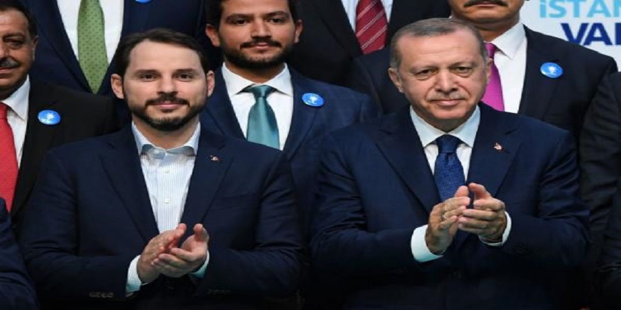 ΤΟΥΡΚΙΑ: Δημοσιεύματα θέλουν τον Ερντογάν να αντικαθιστά τον Τσαβούσογλου με τον γαμπρό του