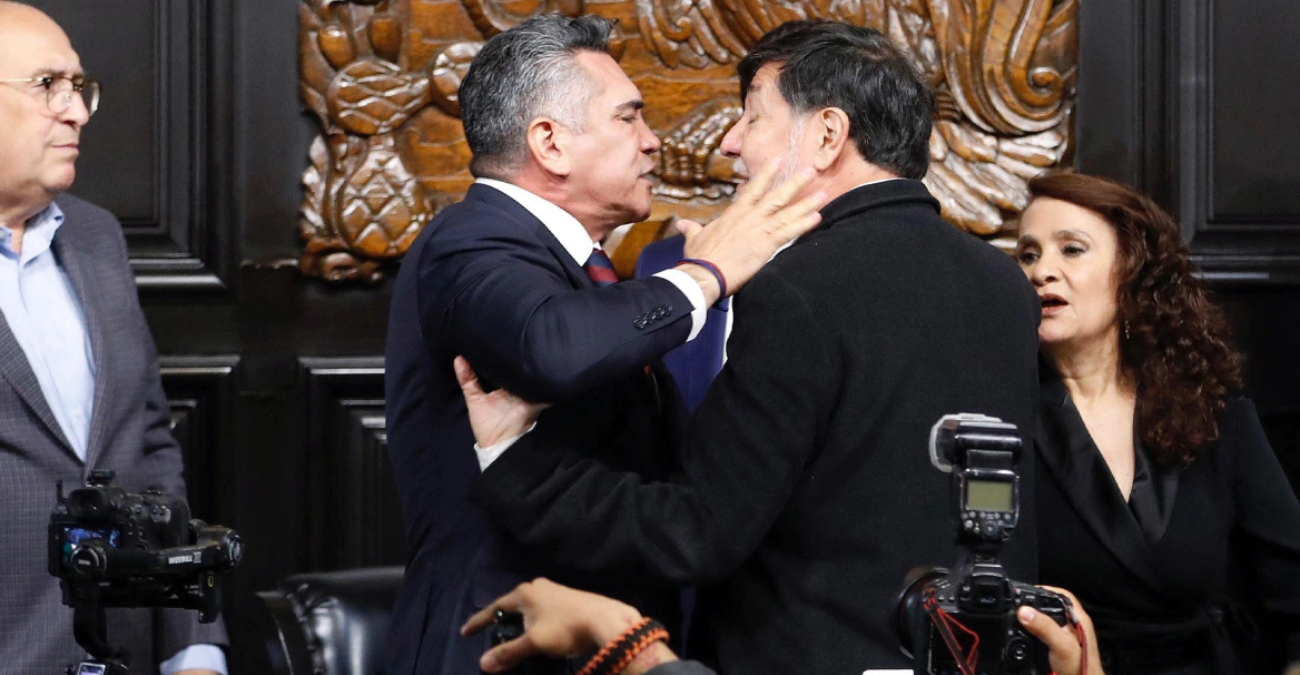 Βίντεο - Άγρια συμπλοκή στη Γερουσία του Μεξικού: Ήρθαν στα χέρια με αφορμή την εμπλοκή των ΗΠΑ κατά των καρτέλ