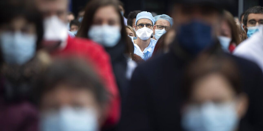 Κορωνοϊός: Το εκρηκτικό «κοκτέιλ» γρίπης και Covid απειλεί την Ευρώπη - Ανήσυχοι οι επιστήμονες