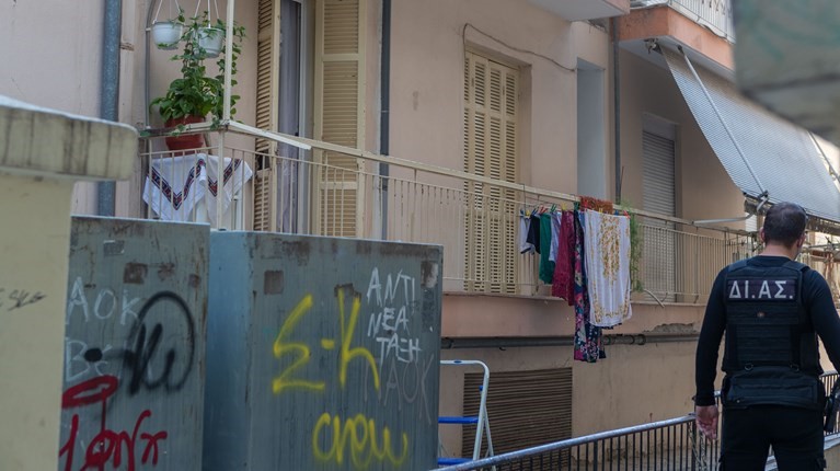 ΒΙΝΤΕΟ: Η στιγμή της σύλληψης του δολοφόνου για την γυναικοκτονία στη Θεσσαλονίκη 