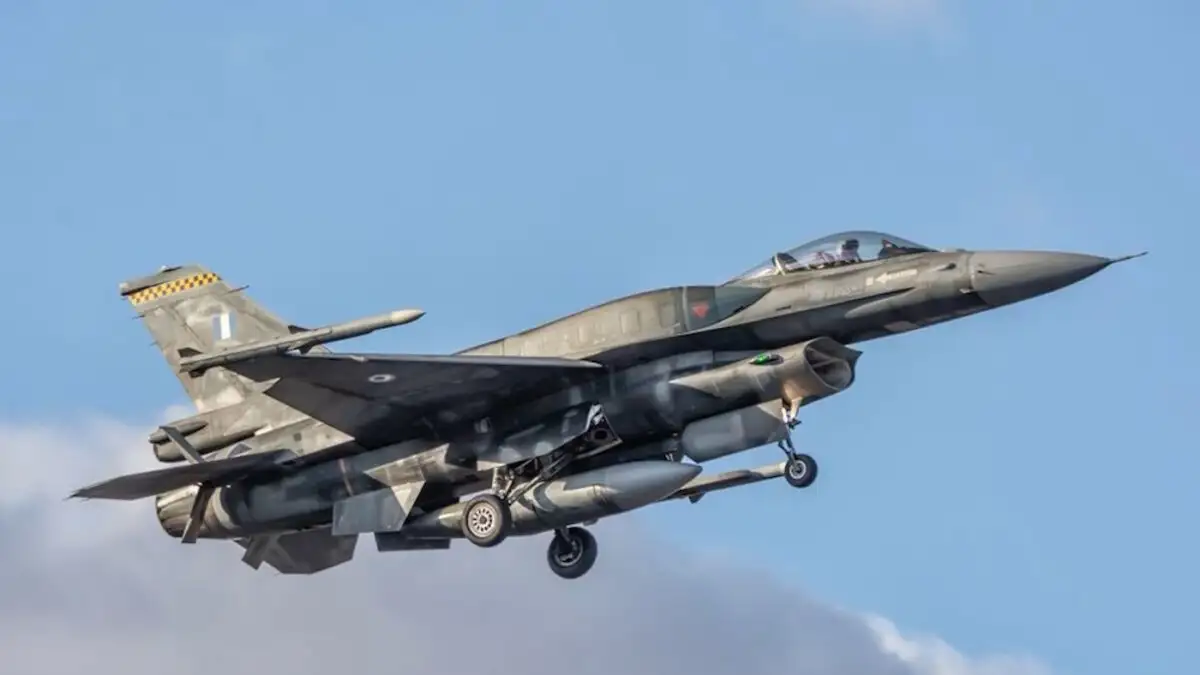 Σε κινητοποίηση οι Αρχές - Απογειώθηκαν τα F-16, τέθηκαν σε λειτουργία όλα τα πρωτόκολλα 