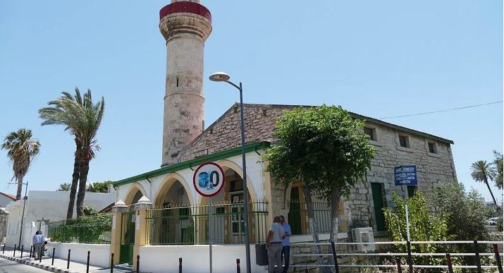 Μέτρα και αποφάσεις μετά τον βανδαλισμό στο τζαμί Τζετίτ προωθεί ο Δήμαρχος Λεμεσού
