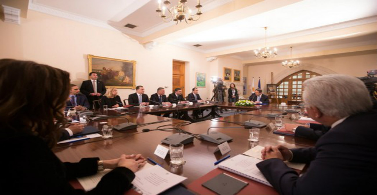 Σύμβουλοι Υπουργών: Οι 2 αποφάσεις του Υπουργικού Αναστασιάδη που άνοιξαν τον δρόμο για προσλήψεις χωρίς κριτήρια