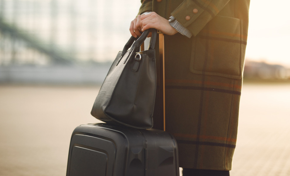 Τέλος οι δωρεάν χειραποσκευές - Μεγάλη αεροπορική εταιρεία θα τις χρεώνει πλέον