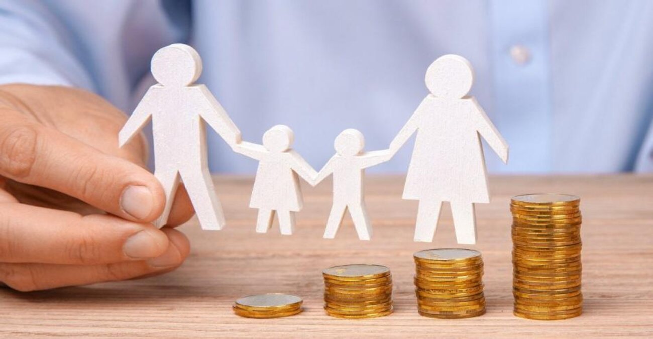 Τέλος στην αποκοπή του επιδόματος μονογονεϊκής οικογένειας λόγω συμβίωσης