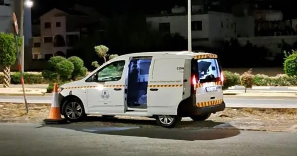 Πράσινο από τη Βουλή - Μπαίνουν φάροι στα βαν με κινητές κάμερες 