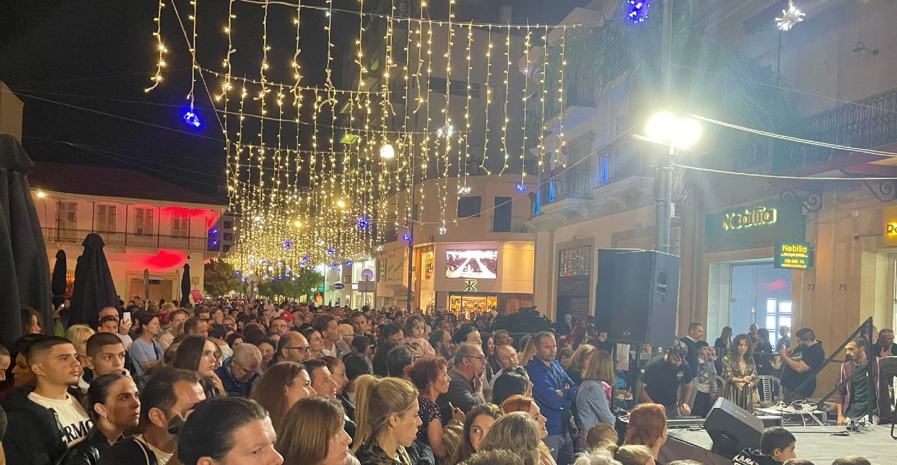 Η Λάρνακα βάζει τα γιορτινά της – Πότε θα γίνει η φωταγώγηση του κέντρου της πόλης – Συναυλία με Δέσποινα Ολυμπίου