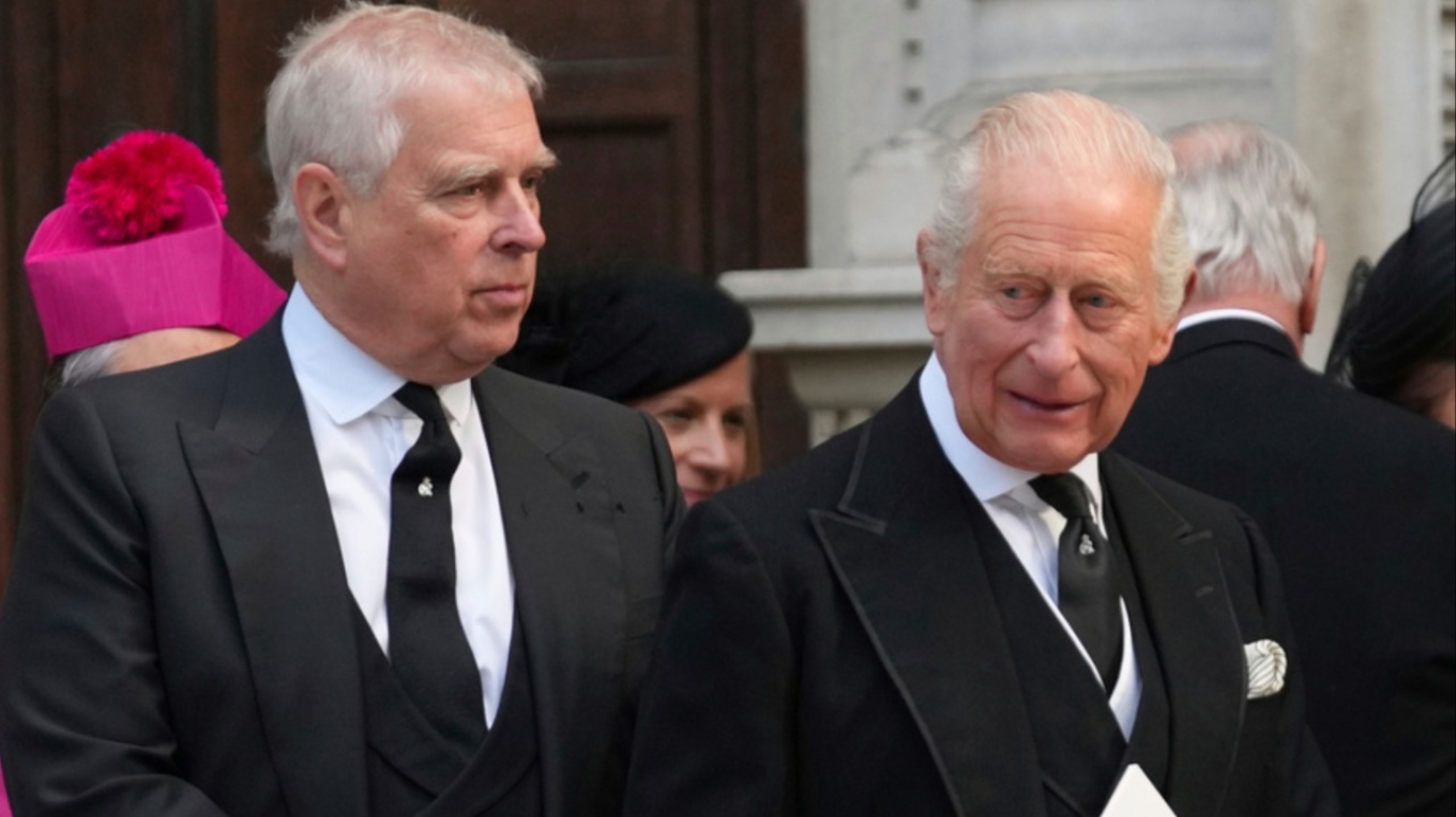 Γιατί ο βασιλιάς Κάρολος «ξήλωσε» τον τίτλο του πρίγκιπα από τον Άντριου και τον απομάκρυνε από τη βασιλική κατοικία