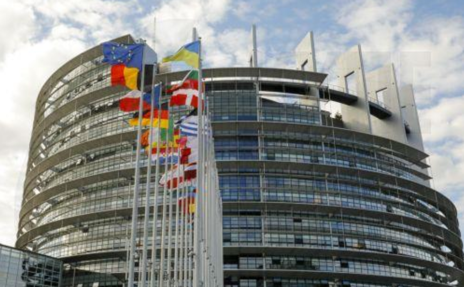 Εγκρίθηκε νόμος για το Ευρωπαϊκό Ένταλμα Σύλληψης - Στόχος η εναρμόνιση με το ευρωπαϊκό δίκαιο