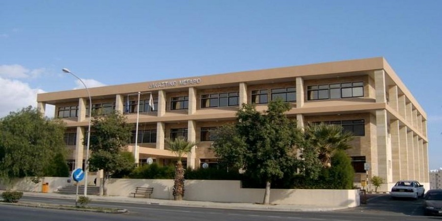 Στο κελί οι δύο επιχειρηματίες για παρέμβαση σε δικαστική διαδικασία - Συνεχίζουν να καταζητούνται 3 για τα επεισόδια 