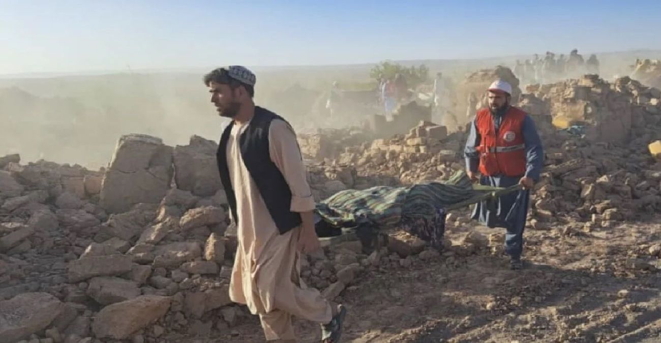 Αφγανιστάν: Πάνω από 2.400 οι νεκροί μετά τον σεισμό των 6,3 Ρίχτερ