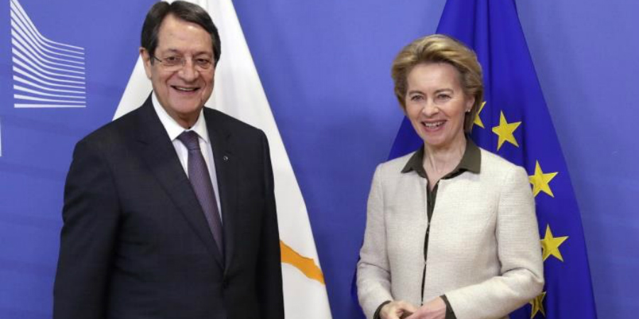 Κυπριακό, έκνομες ενέργειες Τουρκίας και το χαλούμι στο επίκεντρο της συνάντησης του ΠτΔ με την Φον Ντερ Λάιεν
