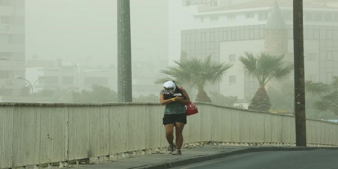 ΚΑΙΡΟΣ: Ψηλές θερμοκρασίες υπό... σκόνη