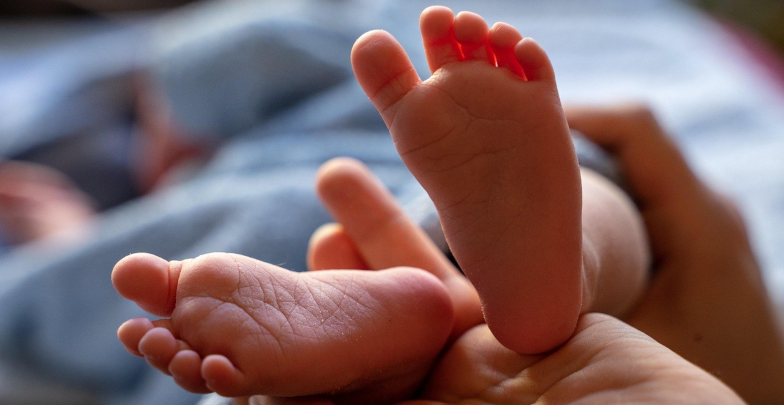 Ώρες αγωνίας για το τρίμηνο βρέφος που νοσηλεύεται στο Μακάρειο - Υποβλήθηκε σε χειρουργική επέμβαση