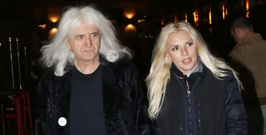 VIDEO - Αννίτα Πάνια: Το on air τηλεφώνημα στον Νίκο Καρβέλα και η παρέμβαση της Άννα Βίσσης