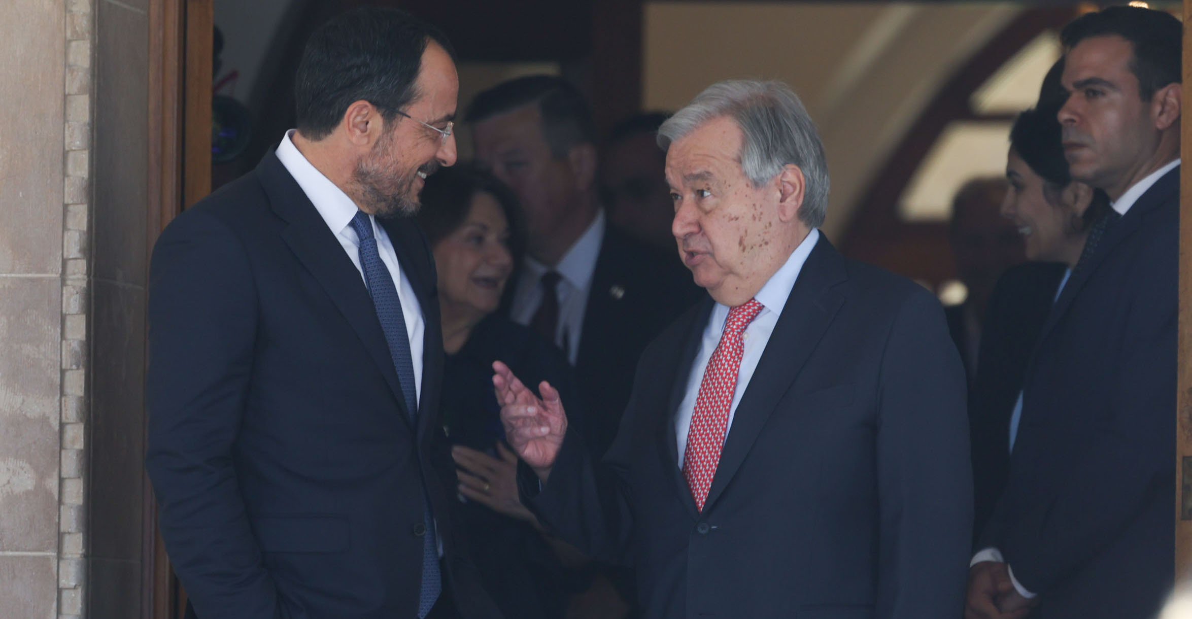 Πρόεδρος Χριστοδουλίδης μετά το δείπνο - «Είμαι ικανοποιημένος από τη συζήτηση, αν με ρωτάτε για το θετικό πρόσημο θα δούμε αύριο»