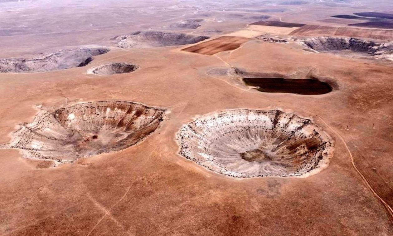 Μυστήριο στην Τουρκία: Πώς «άνοιξαν» 700 τρύπες-μαμούθ που απειλούν το Ικόνιο - Βίντεο και εικόνες