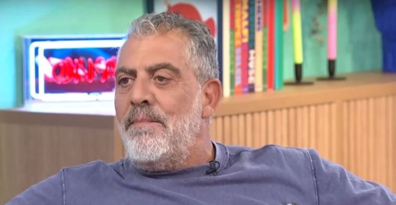 Συνετριμμένος ο Κούλλης Νικολάου: Δημοσίευσε πως πέθανε ο αδερφός του