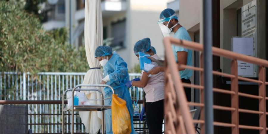 ΕΚΤΑΚΤΗ ΑΝΑΚΟΙΝΩΣΗ: Τέσσερις νεκροί με κορωνοϊό που δεν νοσηλεύονταν σε νοσοκομείο αλλά σε γηροκομεία 
