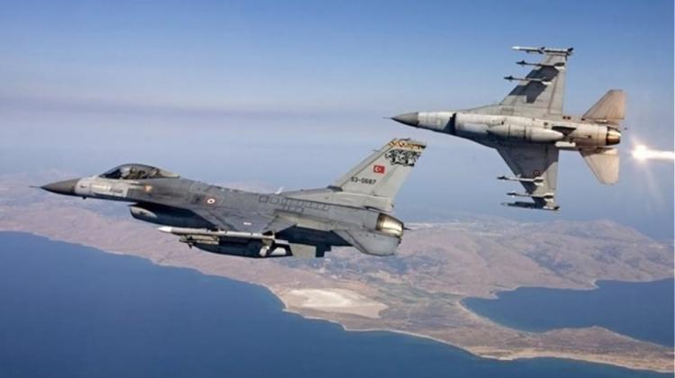 Tουρκικά F-16 πάνω από τέσσερα ελληνικά νησιά μετά τις απειλές για τους 8 αξιωματικούς  
