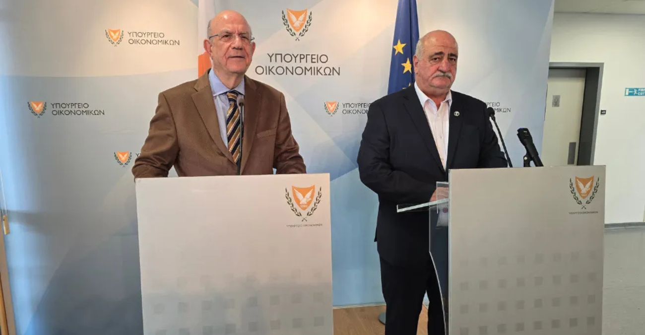 Στο τραπέζι καύσιμα, εκποιήσεις και αφθώδης πυρετός – Τι συζητήθηκε στη συνάντηση Κεραυνού–Αναστασίου