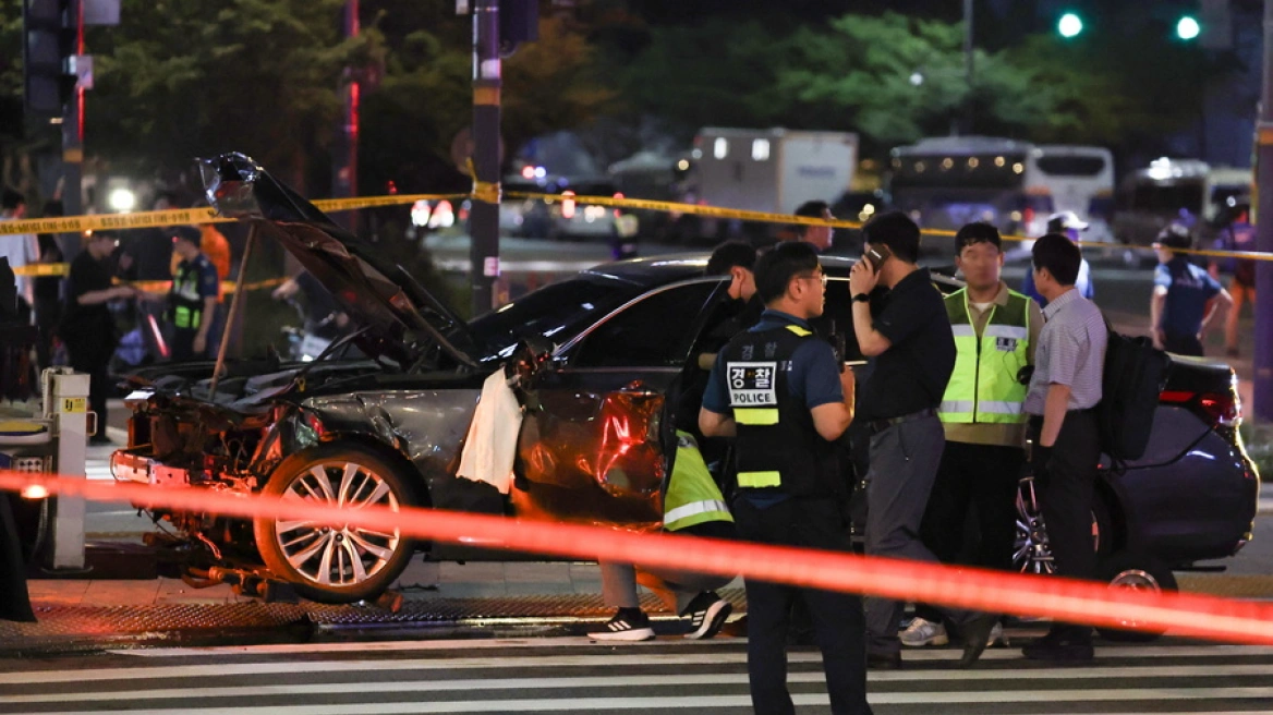 Νότια Κορέα: 9 οι νεκροί που παρασύρθηκαν από όχημα - Ο οδηγός πήγαινε ανάποδα και είχε συγκρουστεί με άλλα 2 οχήματα