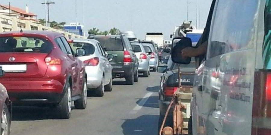 91 αυτοκίνητα και δυο σκάφη κατάσχονται από δήμο της Κύπρου - ΕΙΚΟΝΑ